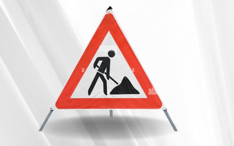 Fabricación de señales definitivas y faeneras.